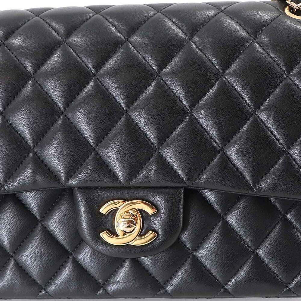 CHANEL Matelasse 25 Chain Shoulder Handbag in Black Lambskin with Gold Hardwa... - Picture 10 of 10